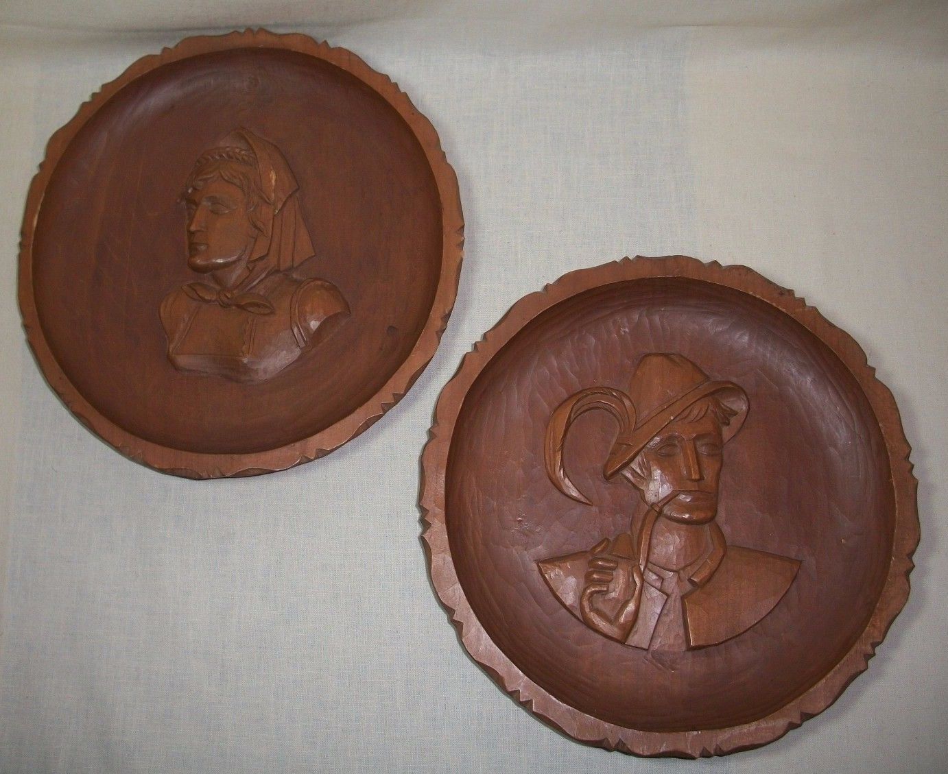 GERMAN FOLK ART CARVED WOOD PLATES MAN & WOMAN OBERAMMERGAU GERMANY SIGNED