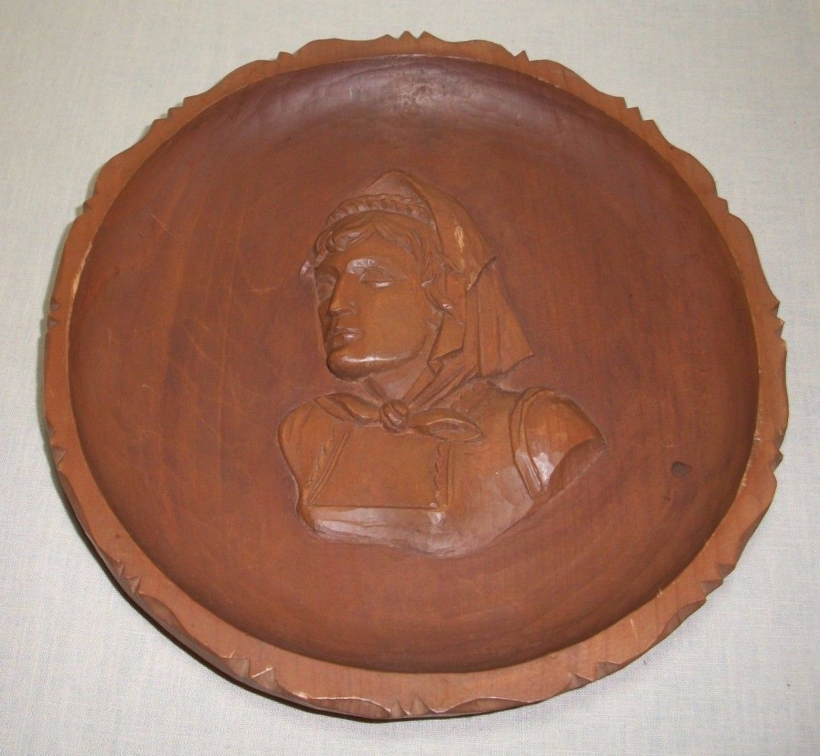 GERMAN FOLK ART CARVED WOOD PLATES MAN & WOMAN OBERAMMERGAU GERMANY SIGNED