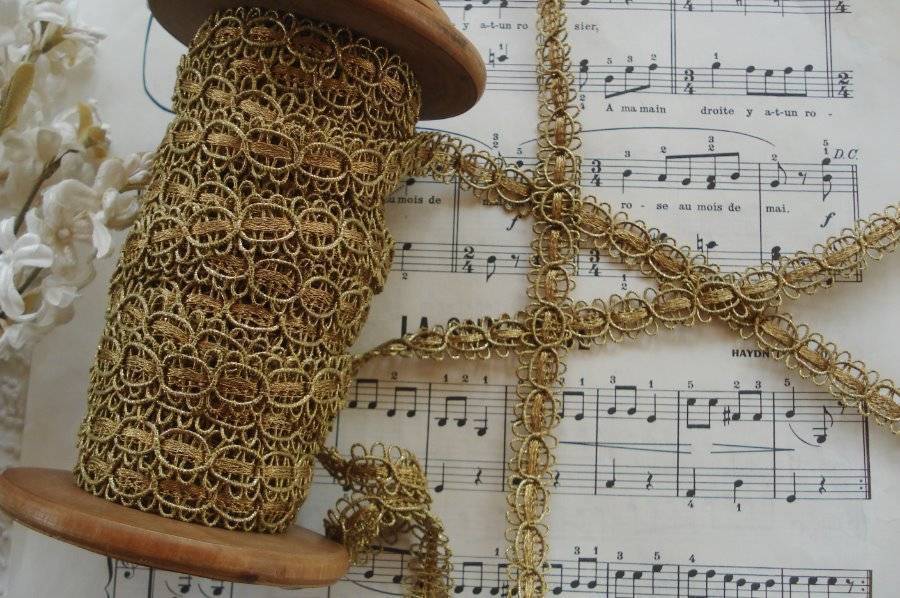 18" ANTIQUE FRENCH GOLD METALLIC PASSEMENTERIE BRAID GIMP VINTAGE LACE TRIM HAT