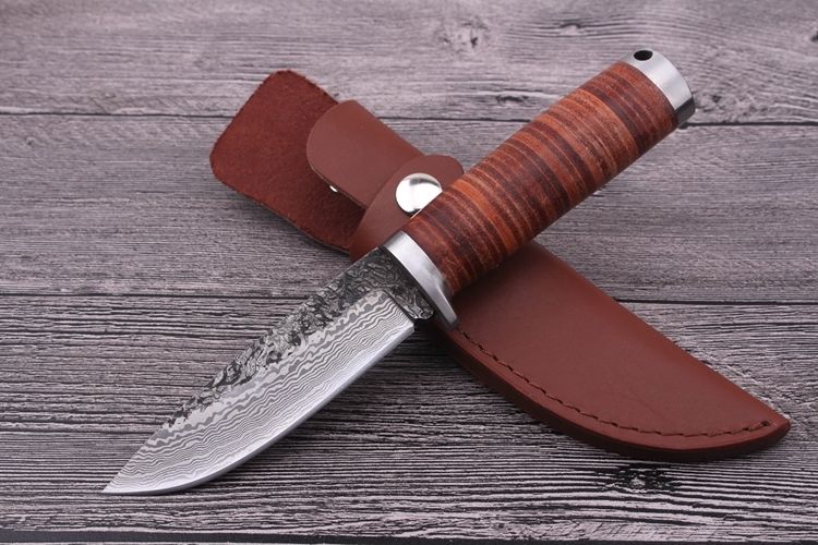 Sharp Fixed blade Hunting Knife Handmade forged Damascus Steel camping knives