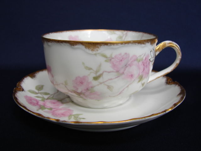 Haviland Limoges Pink BALTIMORE ROSE Schleiger 1151 Cup & Saucer Gold Trim #1