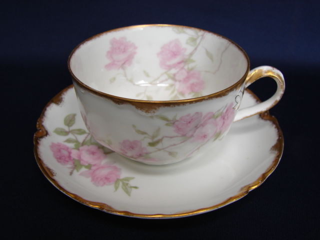 Haviland Limoges Pink BALTIMORE ROSE Schleiger 1151 Cup & Saucer Gold Trim #1