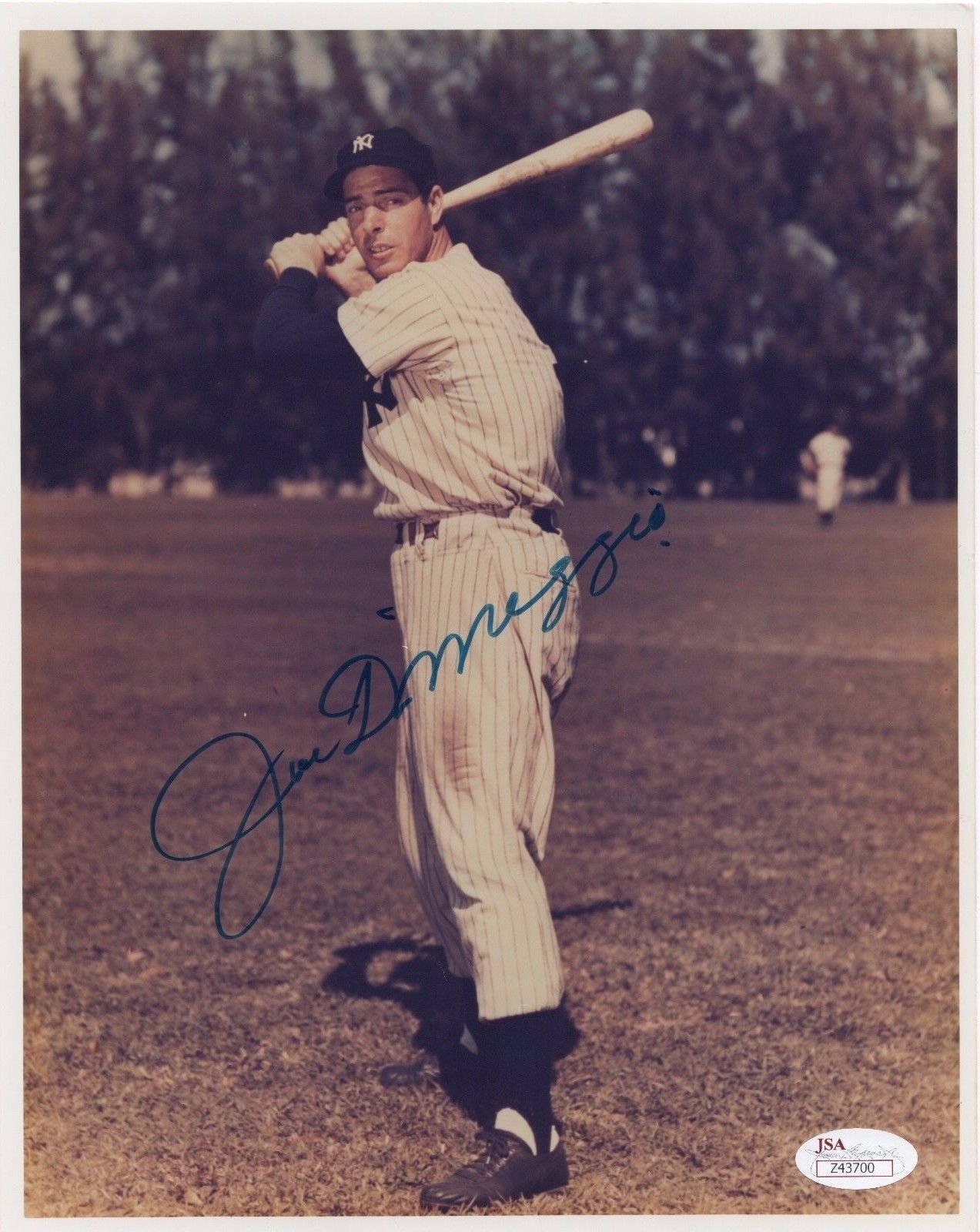 JOE DIMAGGIO JSA CERTIFIED AUTHENTIC SIGNED ORIGINAL 8X10  PHOTO AUTOGRAPHED