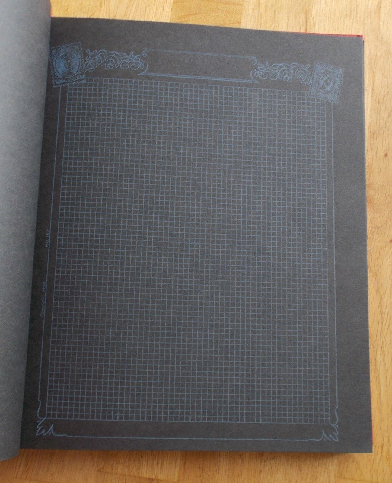 CLASSIC VINTAGE BARCLAYS SPRING BACK STAMP ALBUM WITH 80 BLACK LEAVES !!!!!!