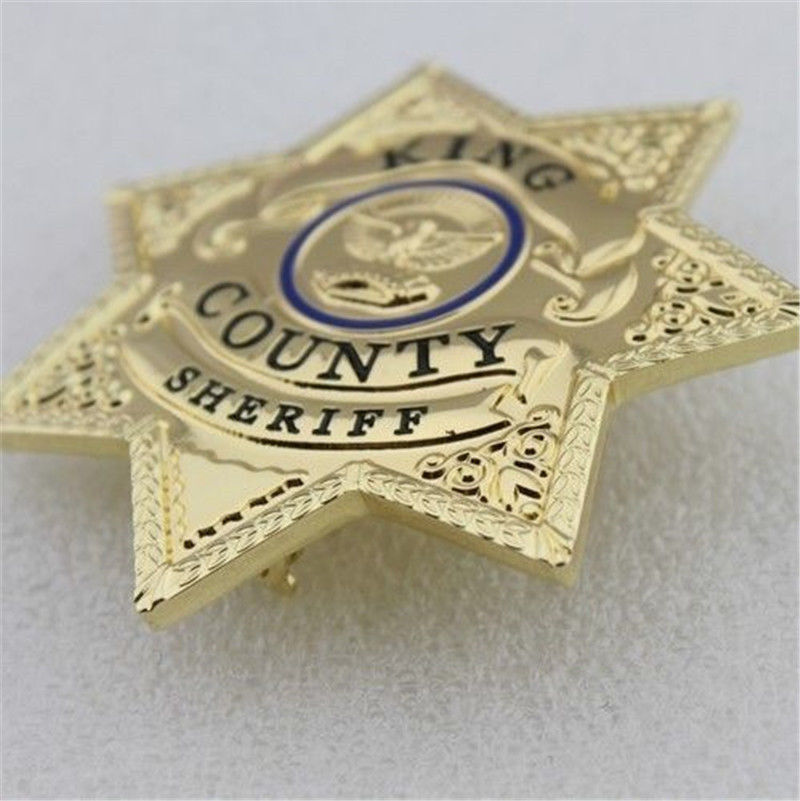 The Walking Dead Golden King County Sheriff Grimes Badge Uniform Star BADGE Prop