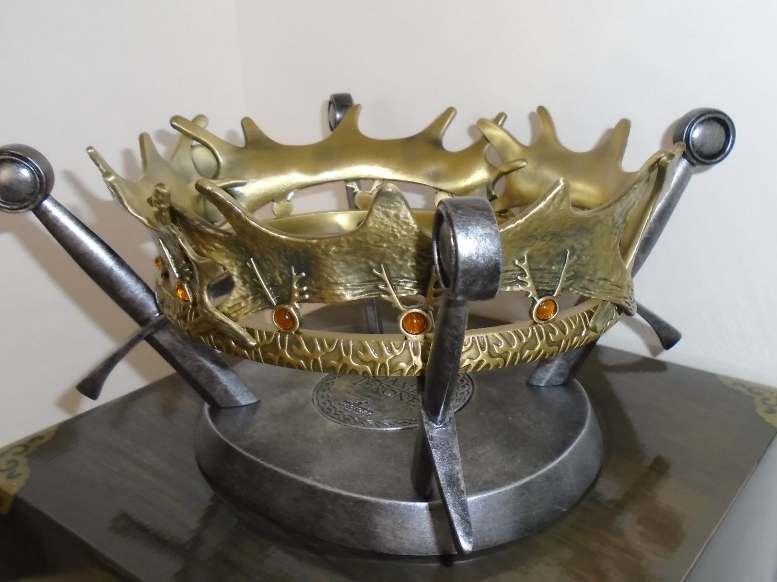 GAME OF THRONES "THE ROYAL CROWN OF KING ROBERT BARATHEON" LE Prop Replica NEW