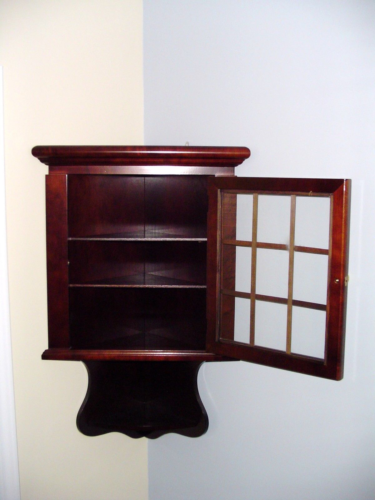 THE SOPRANOS TV SHOW PROPS CARMELA'S WOODEN CORNER CABINET MAHOGANY FINISH