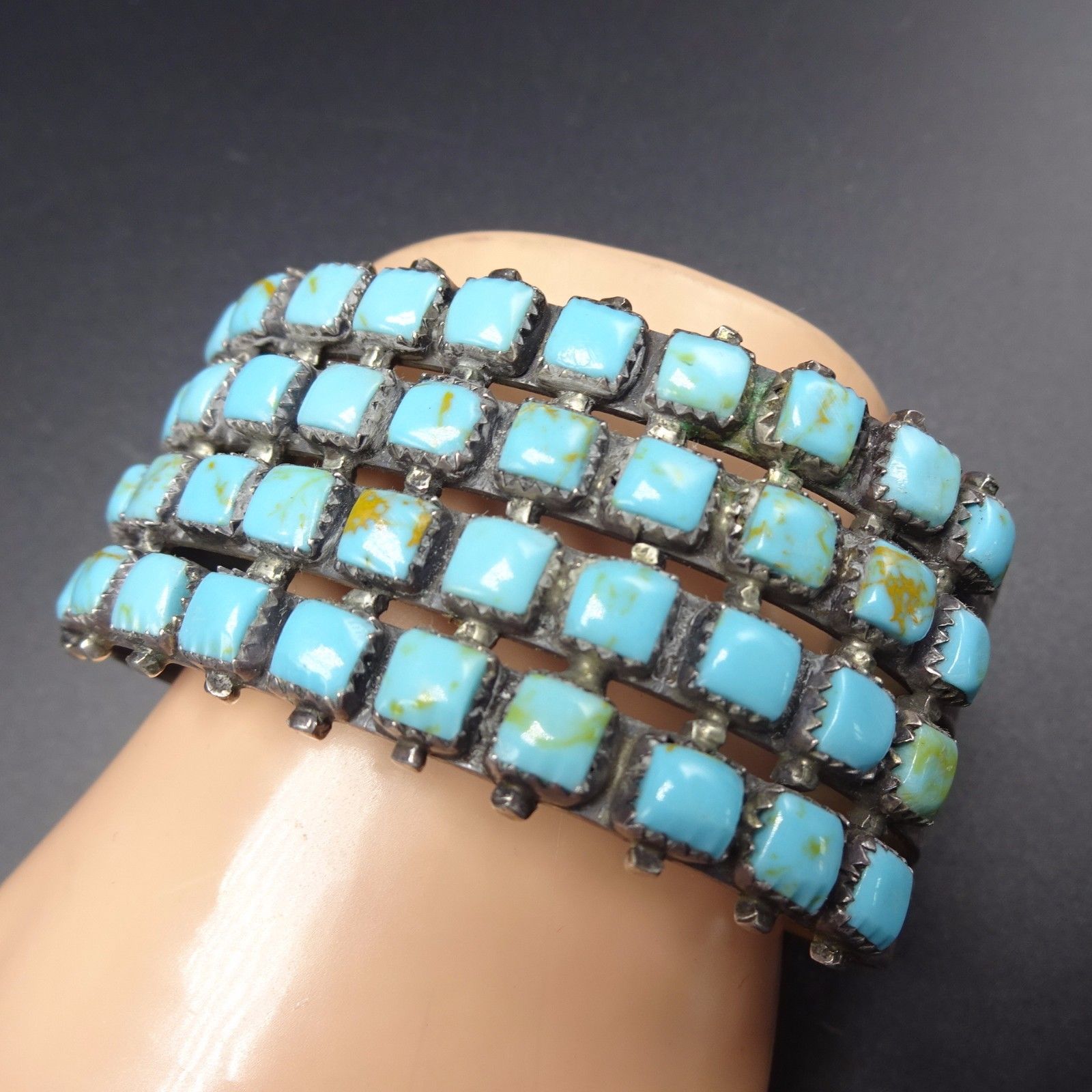 Vintage NAVAJO Harvey Era Sterling Silver & TURQUOISE Cluster Cuff BRACELET