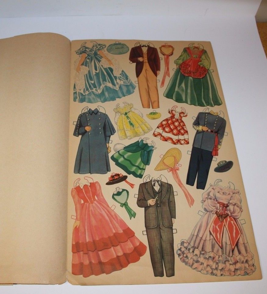 Vintage Original Uncut "Gone With The Wind " Paper Dolls