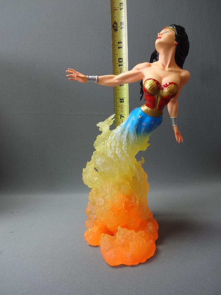 DC Direct Dynamics Wonder Woman Statue 0255/2500 Justice League Maquette