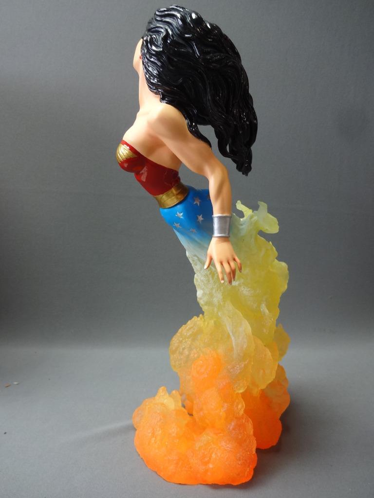 DC Direct Dynamics Wonder Woman Statue 0255/2500 Justice League Maquette