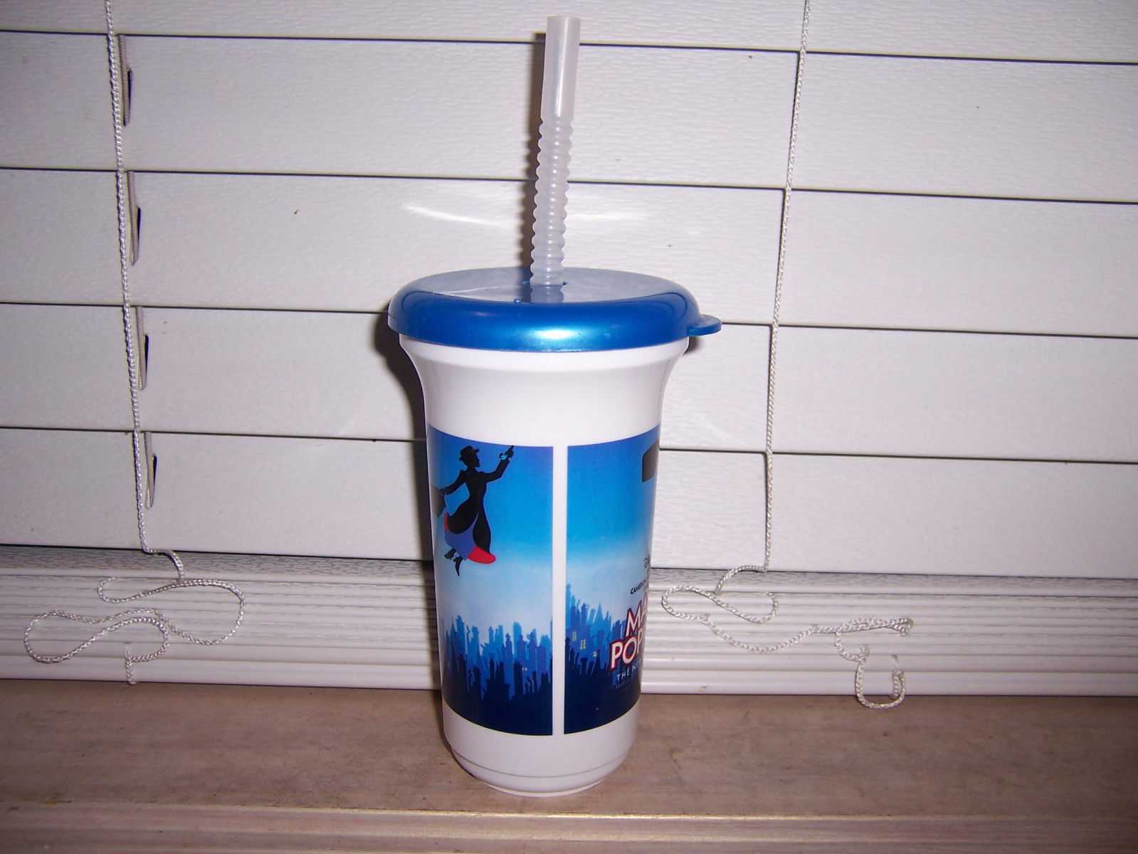 Disney's Mary Poppins Broadway Musical Souvenir Travel Drink Cup W/ Lid & Straw