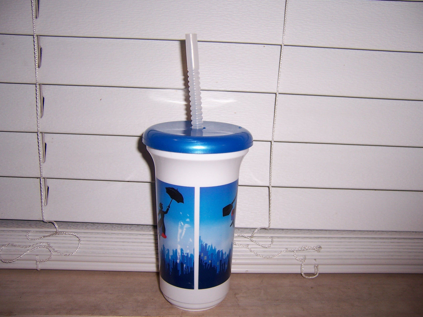 Disney's Mary Poppins Broadway Musical Souvenir Travel Drink Cup W/ Lid & Straw