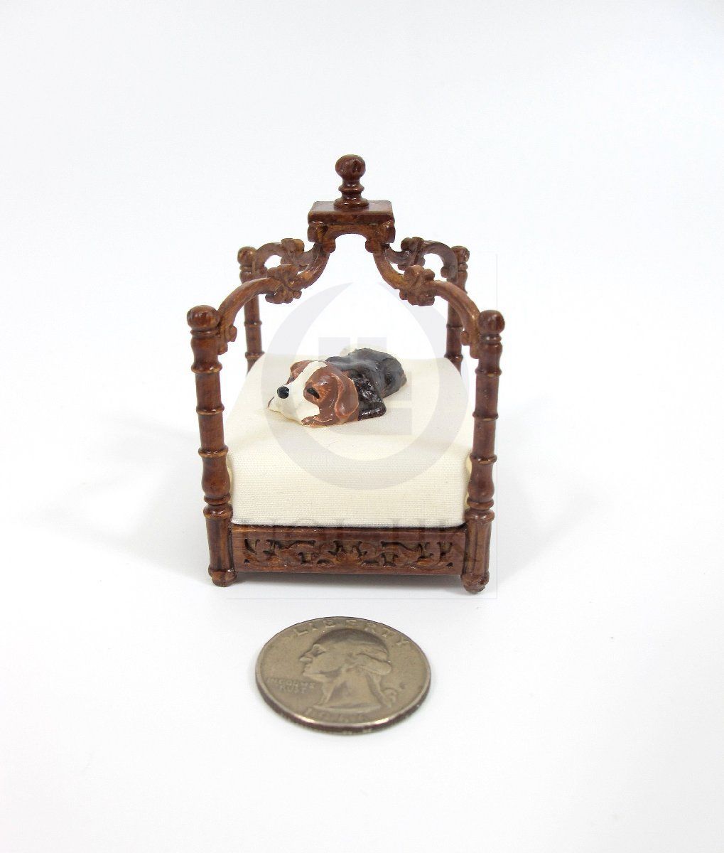 Miniature 1:12 Scale Pet Bed for Doll House [Finished in walnut]