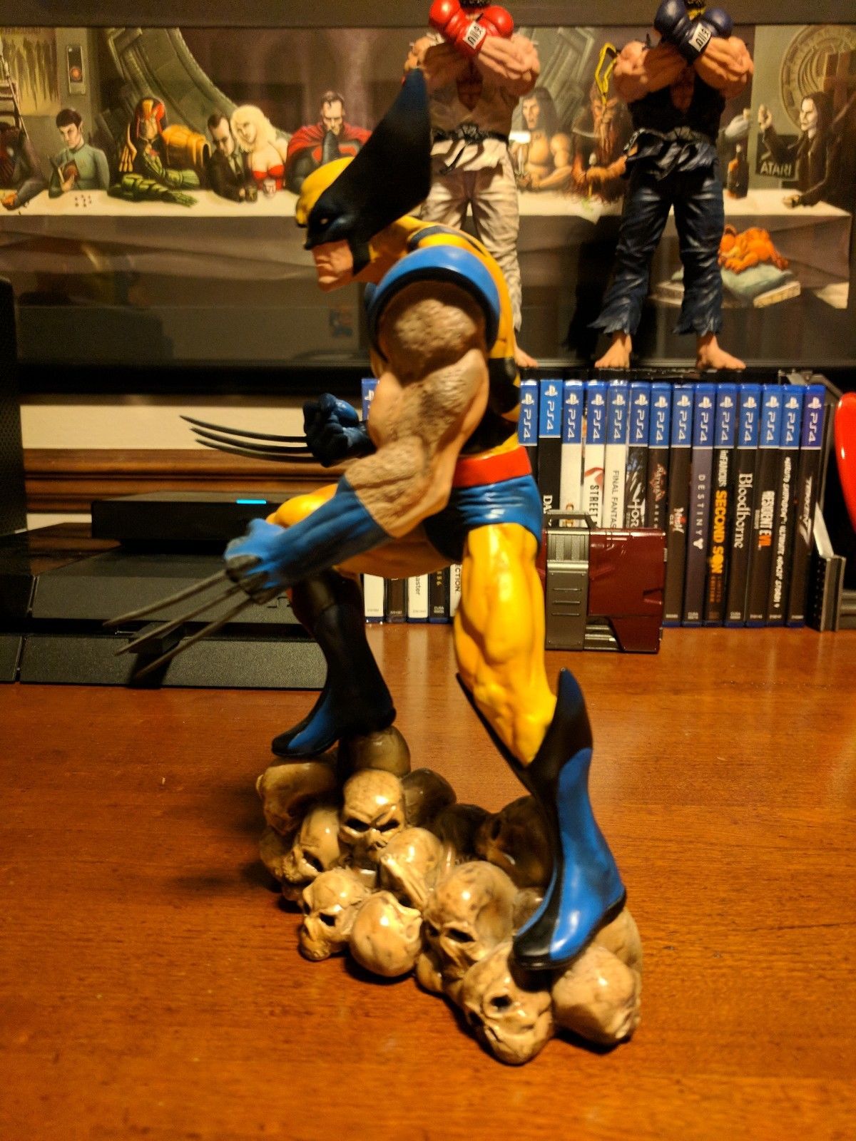 Marvel Diamond Select/DF Jim Lee'05 WOLVERINE on Skull Logan Figure Statue X-Men