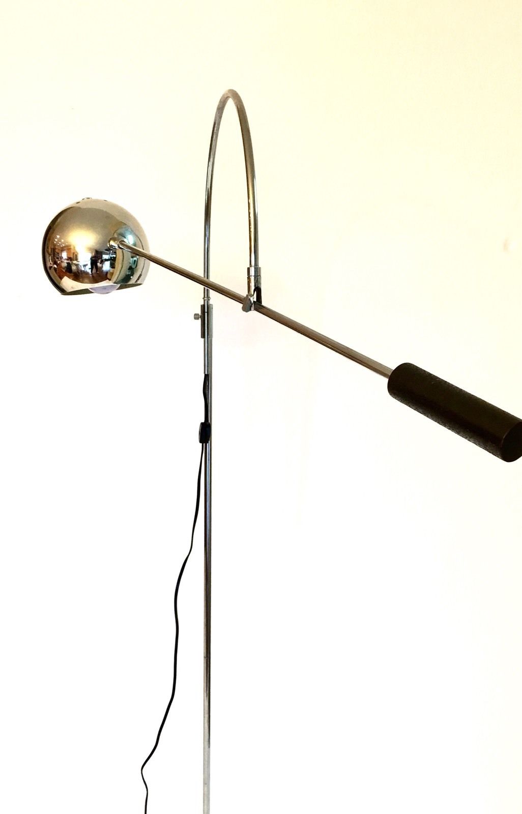 Vintage Original, mid century modern, Orbiter Floor Lamp by Robert Sonneman