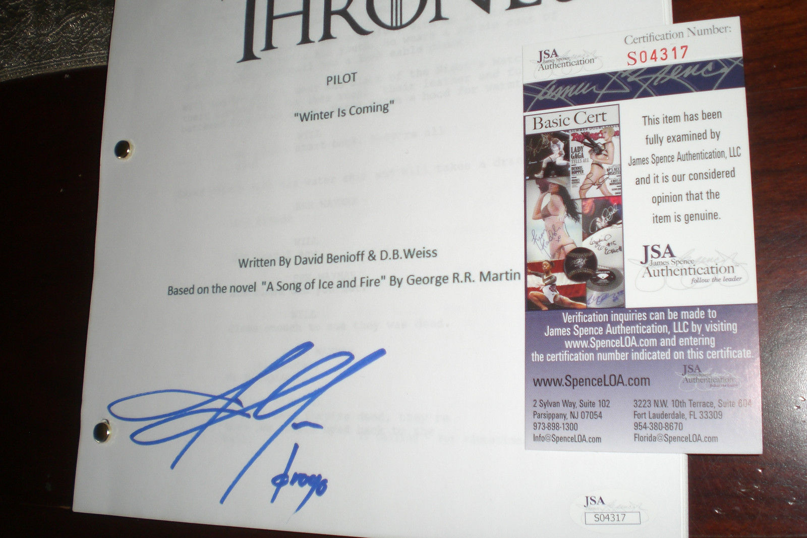 JASON MOMOA SIGNED GAME OF THRONES PILOT SCRIPT W/DROGO INSCRIPTION JSA AQUAMAN