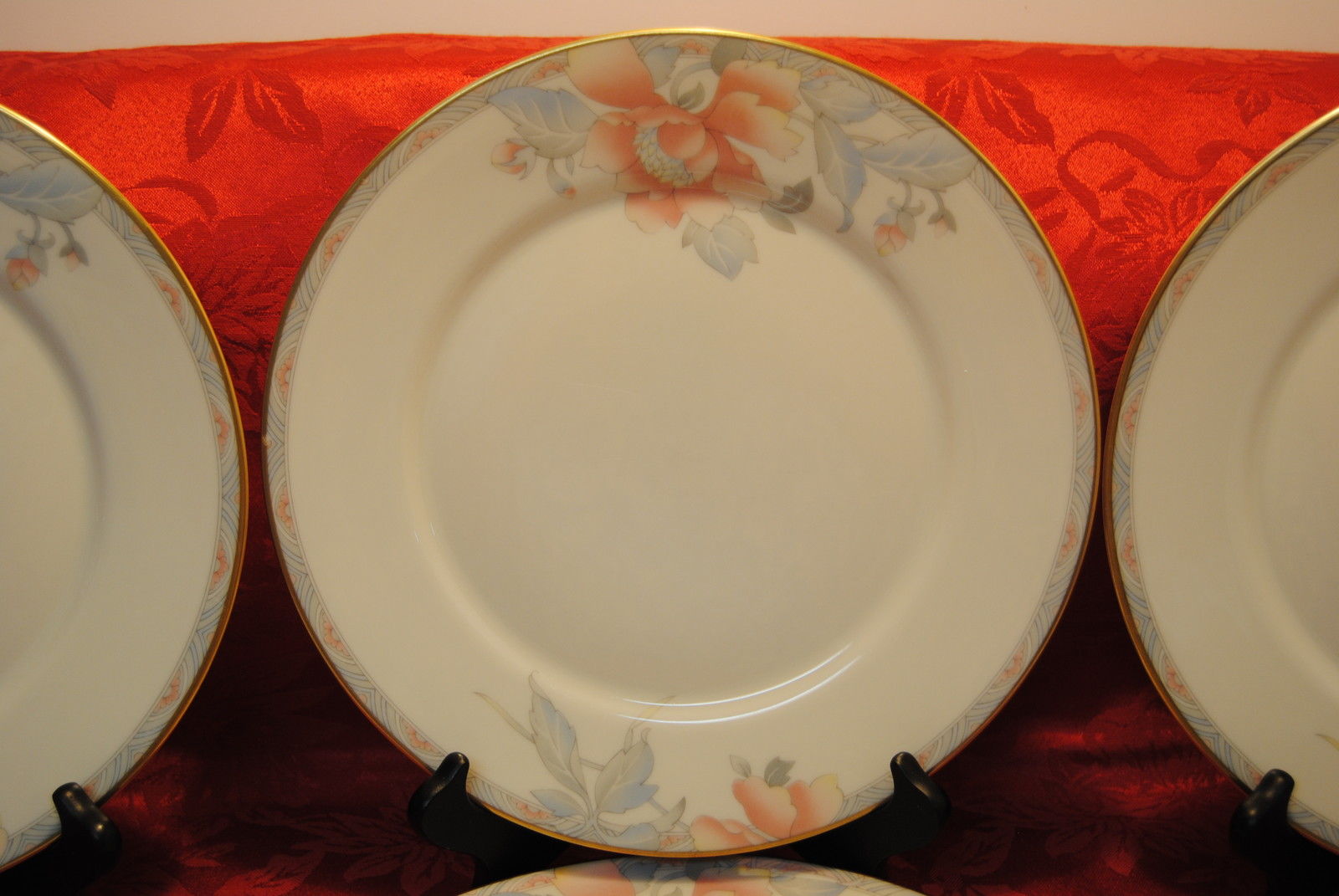 Lenox China ~ Westwood ~ 6 - Dinner Plates 10 3/4" Gold Trim - USA