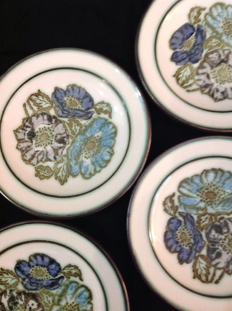 Wedgwood Iona England Plate Set Of 8 Dessert Style Plates 6 1/4" Kitchen Flowers