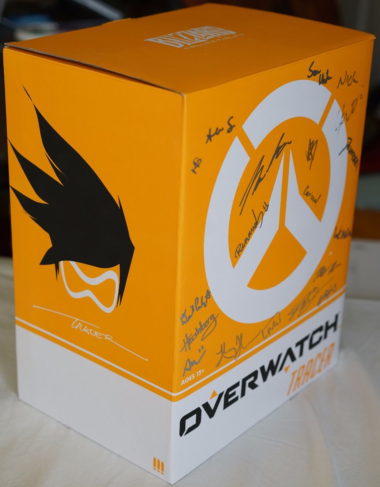 Autographed Overwatch Tracer Limited Editon Statue Blizzcon 2015 Exclusive