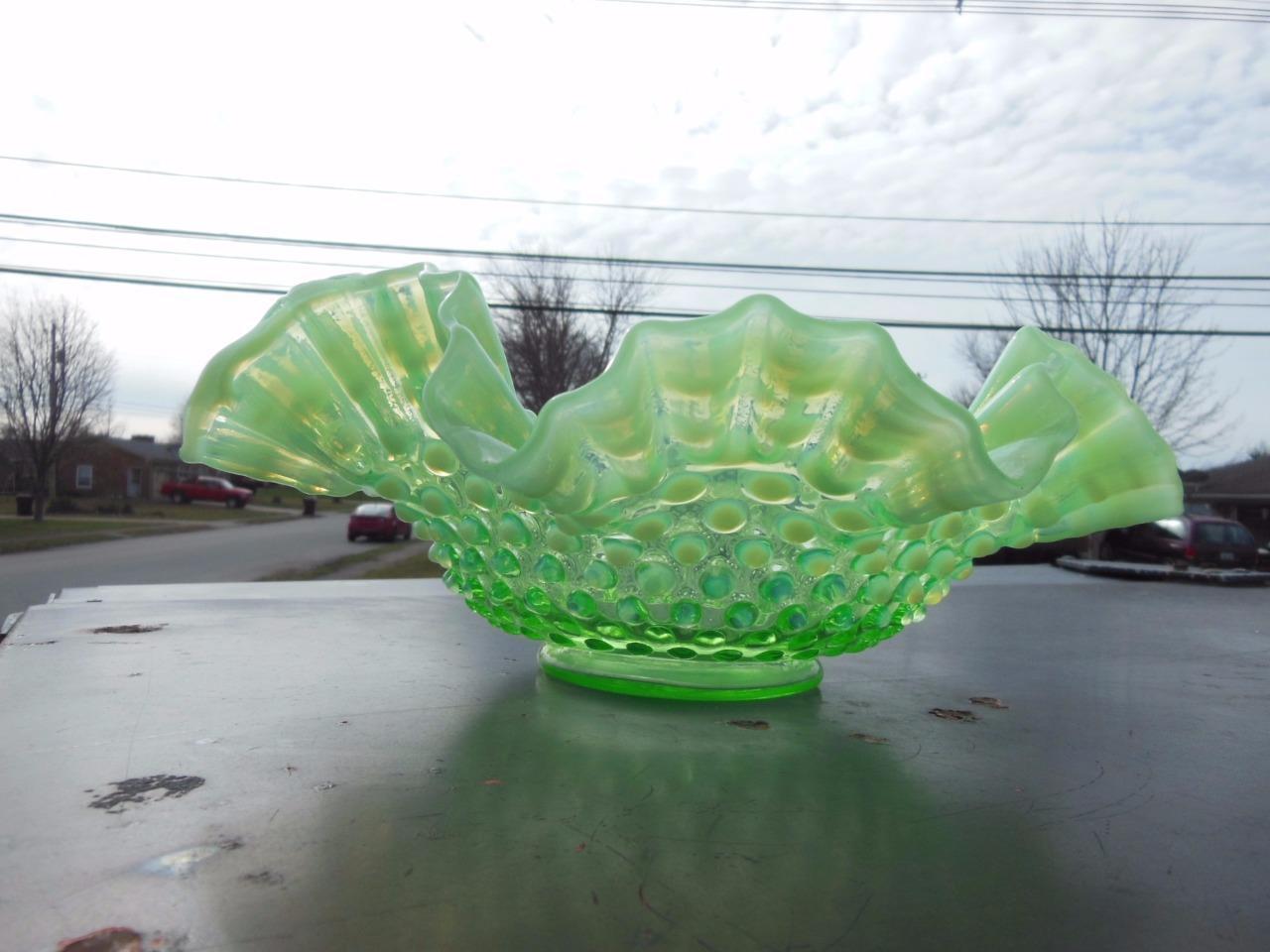 ANTIQUE FENTON RUFFLED GREEN OPALESCENT HOBNAIL ART GLASS BOWL