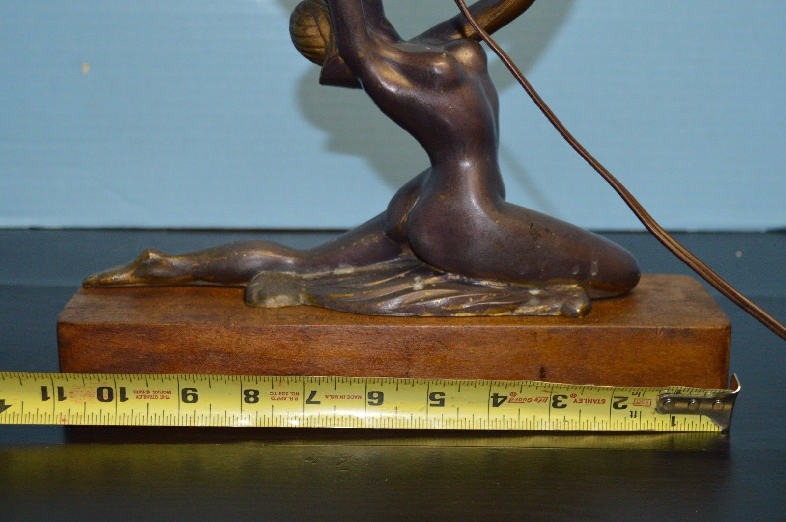 1930's FRENCH STYLE ART DECO FEMALE NUDE MANTLE SESSIONS CLOCK WORKING WOOD BASE