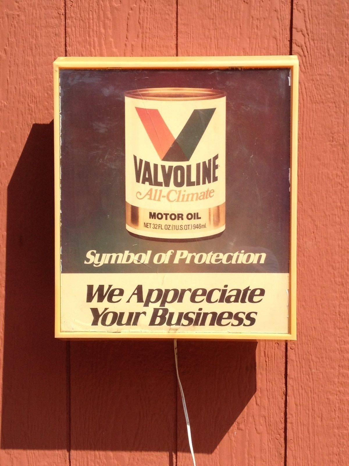 1970'S VALVOLINE MOTOR OIL LIGHTED SIGN GAS SERVICE STATION GARAGE REPAIR SHOP