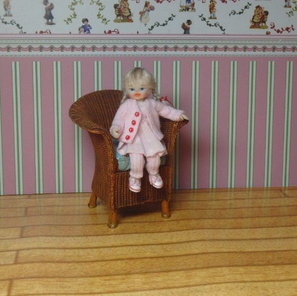 OOAK Miniature Handmade Sculpt Doll Girl House Artist 1/12 scale by Lana.