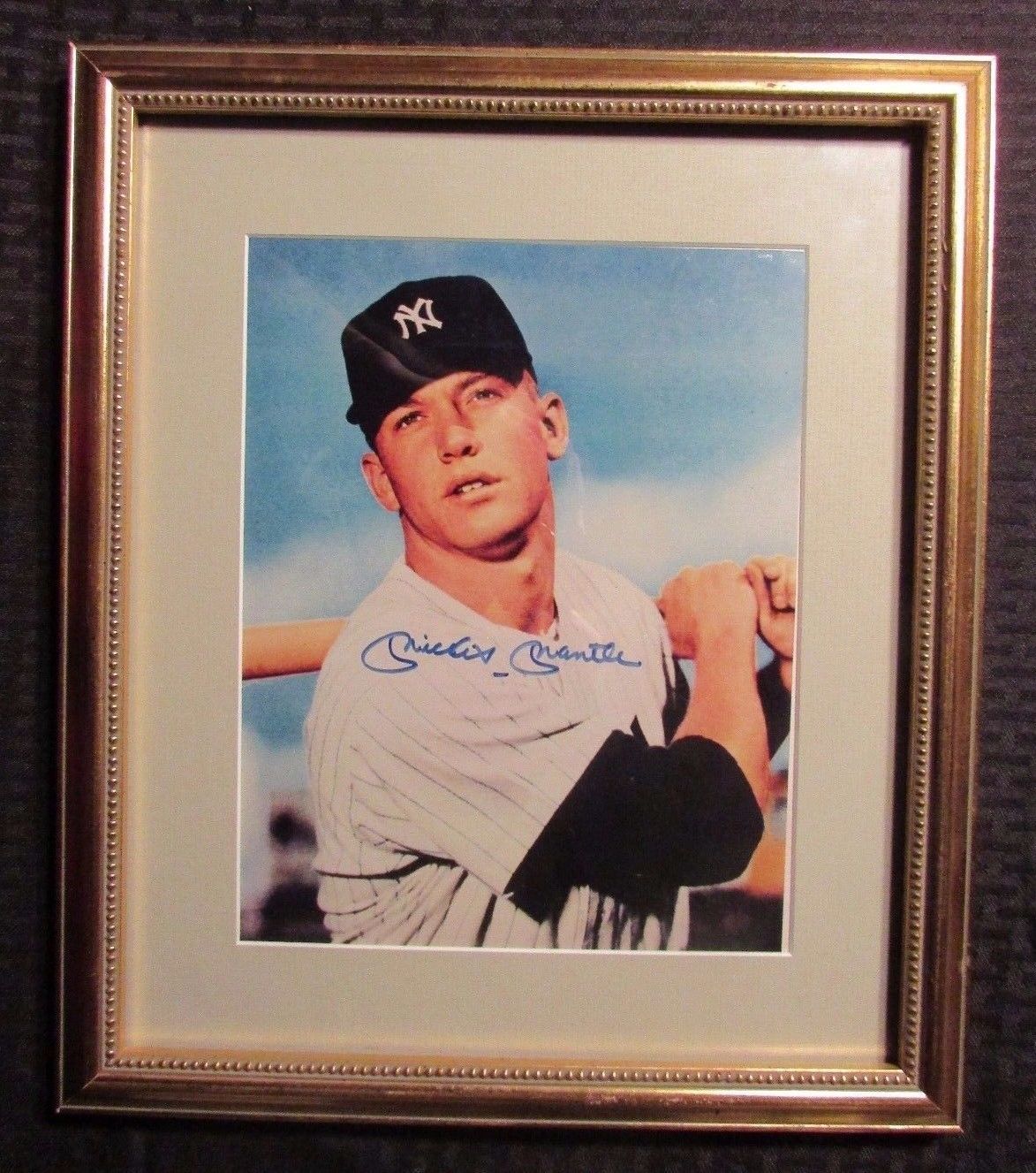 MICKEY MANTLE Signed & Framed 8x10 Photo w/ COA NY Yankees