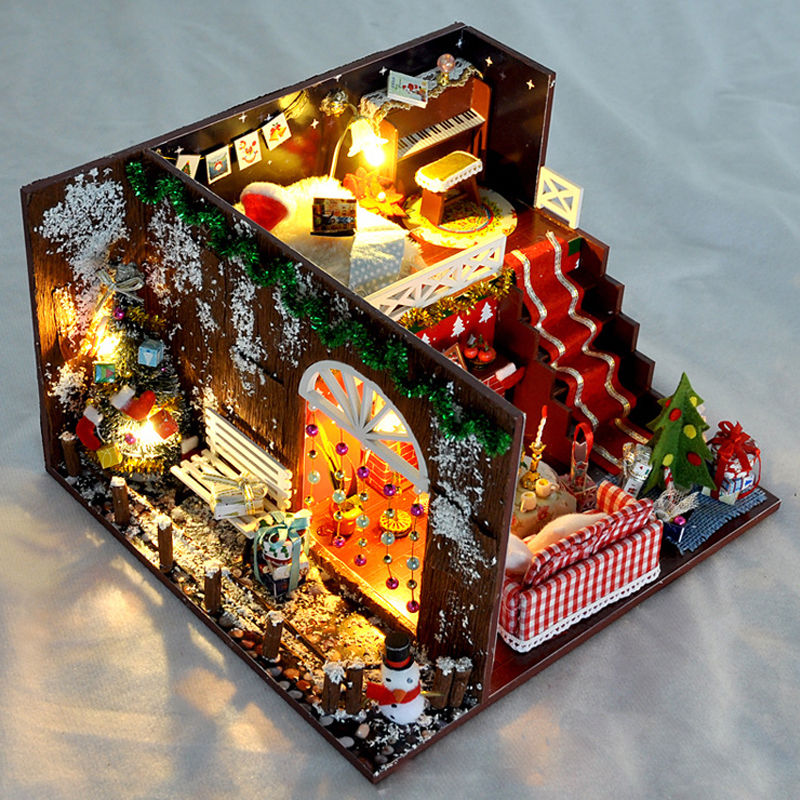 DIY Christmas House Assemble Miniature Dollhouse LED Furniture Kit Xmas Gift