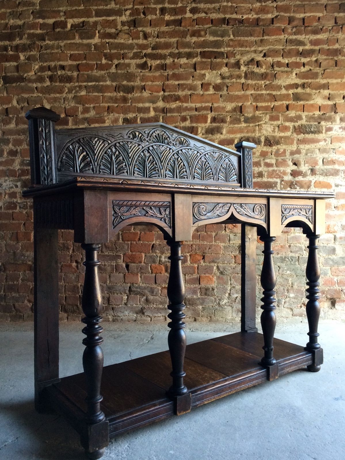 Beautiful Antique 19th Century Carved Oak Buffet Sideboard