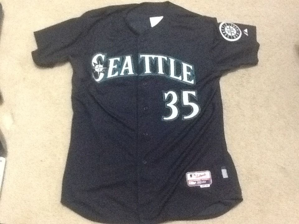 Seattle Mariners GAME USED NAVY JERSEY Humberto Quintero Baseball Size 48 Issued