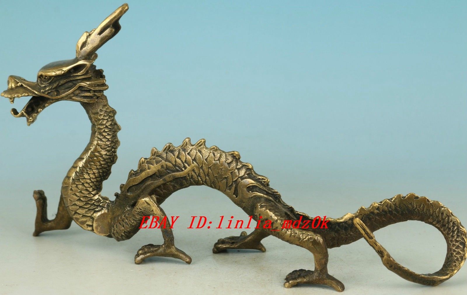 Chinese Old Bronze Collection Handmade Carved Dragon Figure Statue