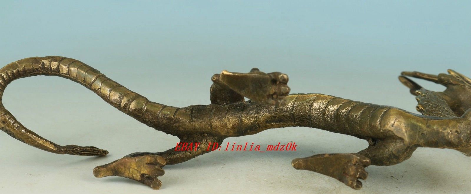 Chinese Old Bronze Collection Handmade Carved Dragon Figure Statue