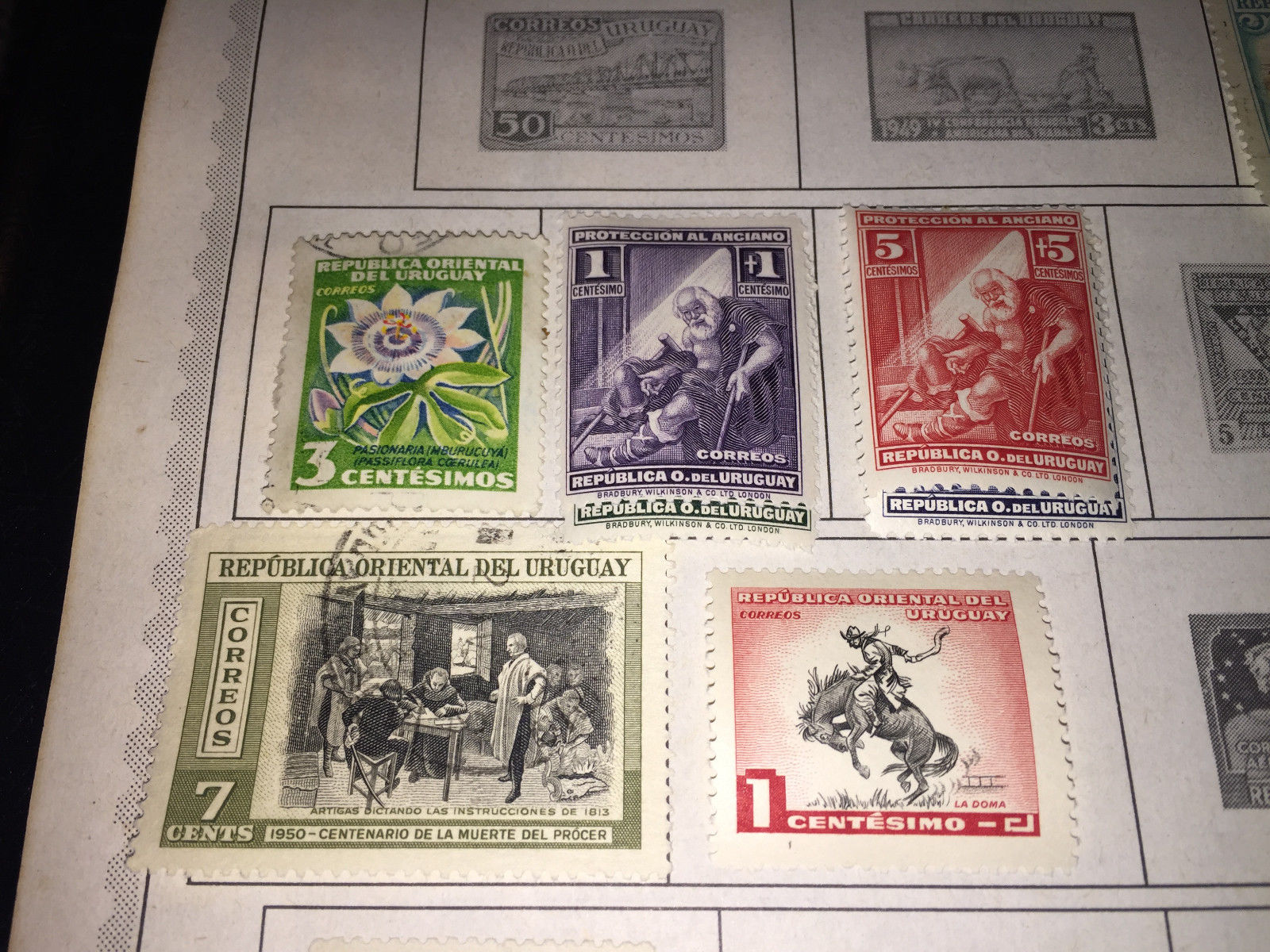 VINTAGE LOT OF 10 UNUSED AND 15 USED URUGUAY  STAMPS.    501