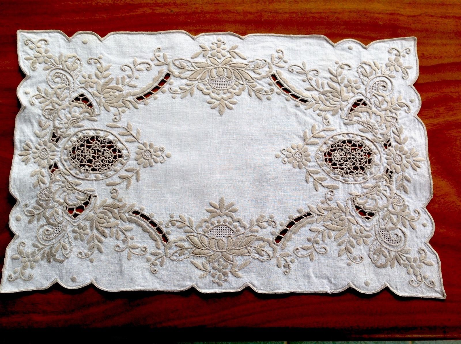 Beautiful Vintage Off White Linen Taupe Silk Hand Embroidery Table Centre Cloth