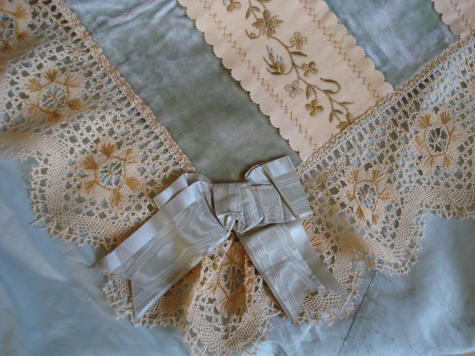 Antique french victorian  hand embroidered silk velvet + lace boudoir  throw