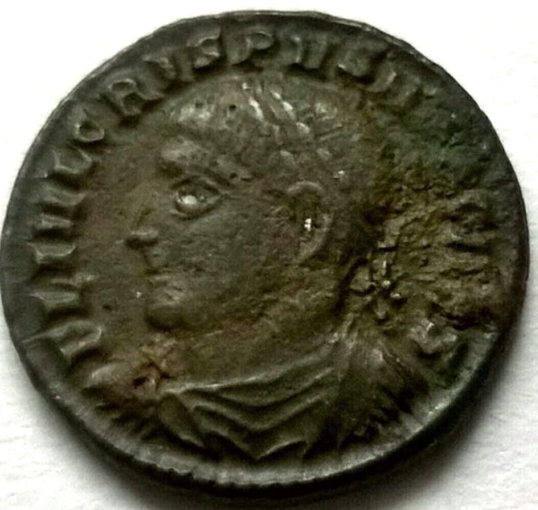 ROMAN-EMPIRE-  CRISPUS (323 AD) Ae3 Follis. Arles