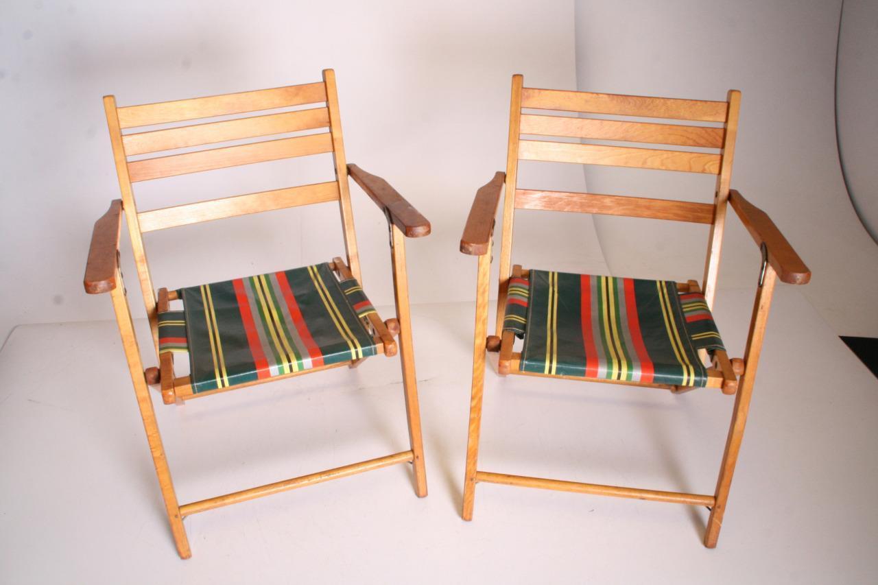 (2) Vintage WOOD FOLDING CHAIR PAIR set antique beach porch slat wooden slatted