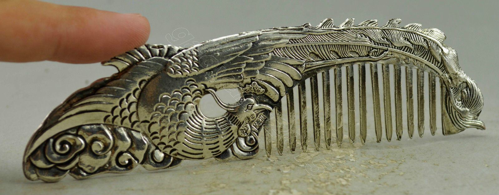 Chinese Decorated Miao Silver Carved Delicate Phoenix Comb Statue