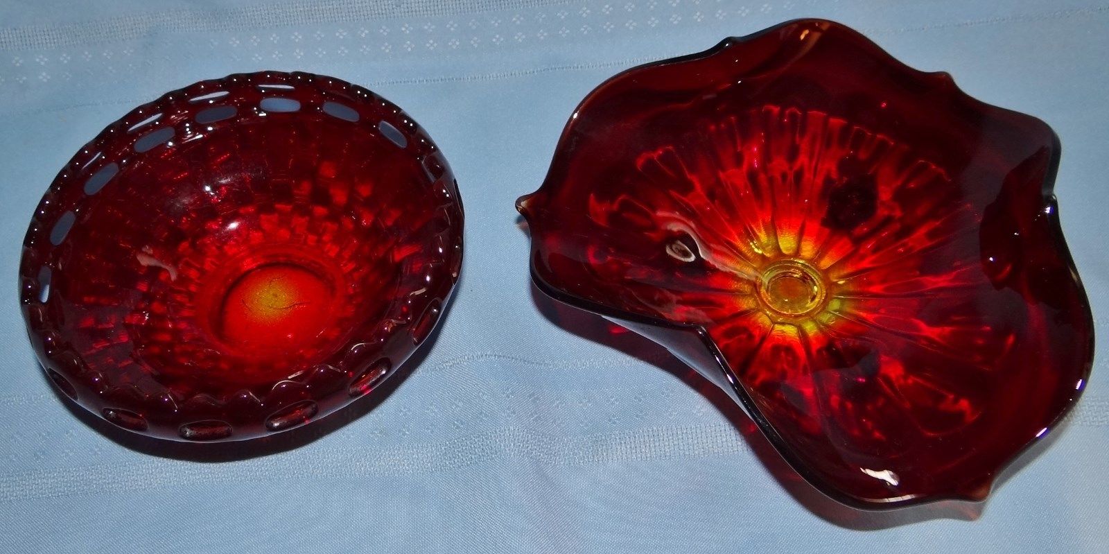 Set 2 Fenton Ruby Red Amberina Basketweave 3 Toe Footed Bowl Lot Art Glass Vtg