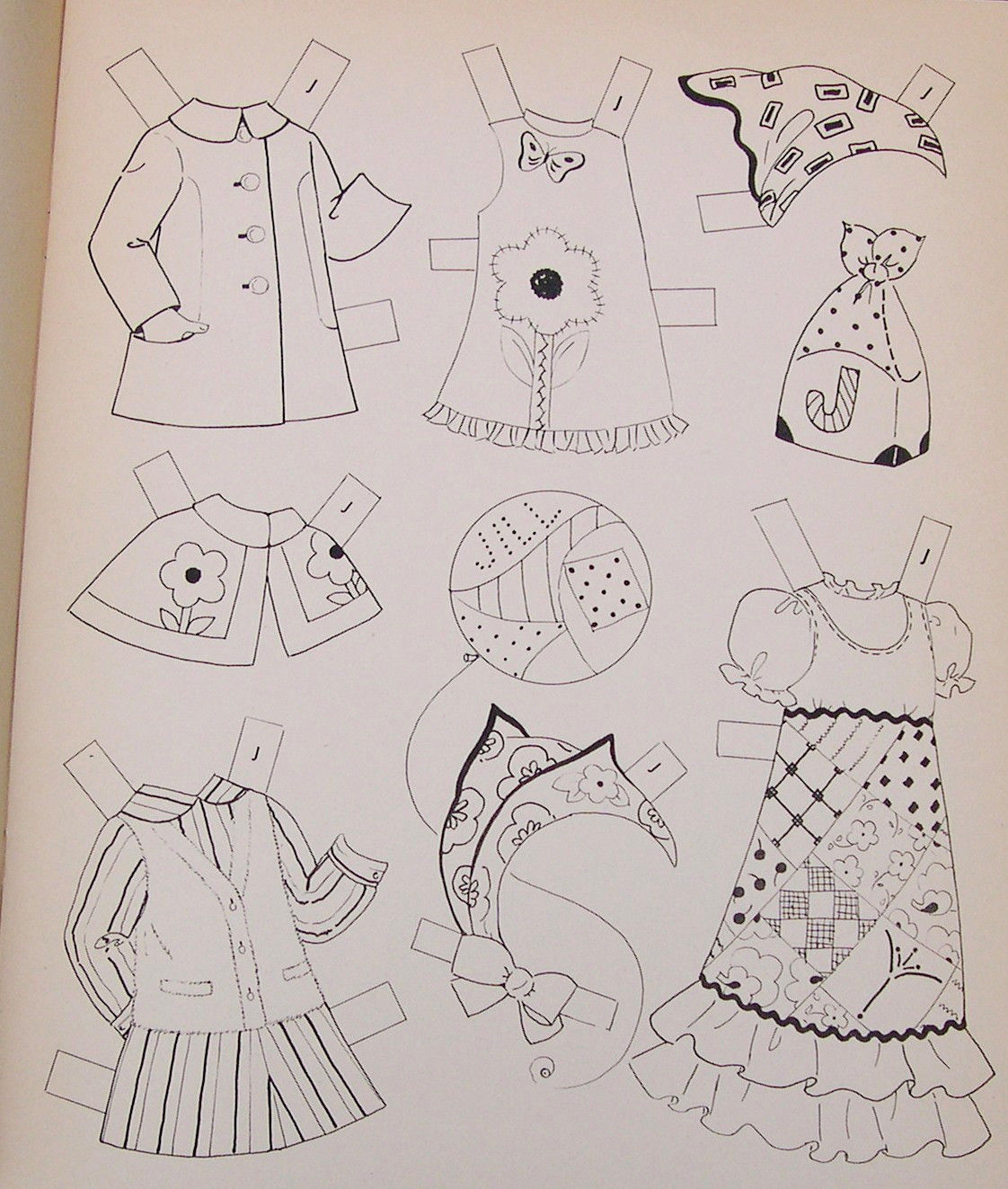 Vintage Saalfield #3403A PATCHWORK paper dolls book 1972 uncut/unused/GRANNY MOD