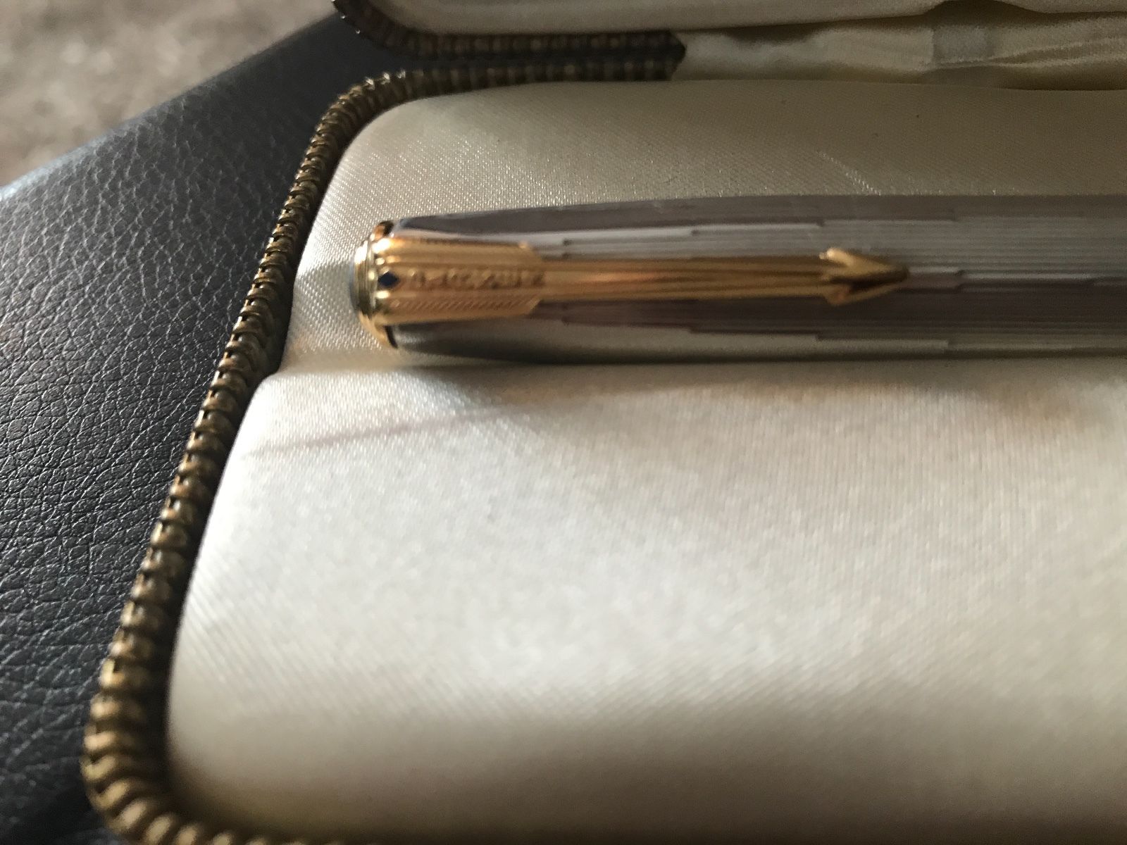 Parker 51 Special Edition Fountain Pen, Silver and 22ct Gold Cap