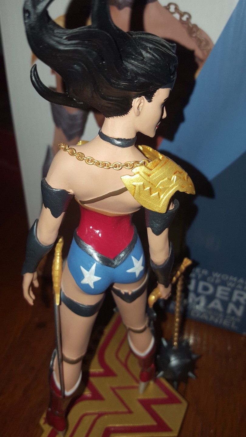 Wonder Woman Art of War statue Tony Daniel DC Comics