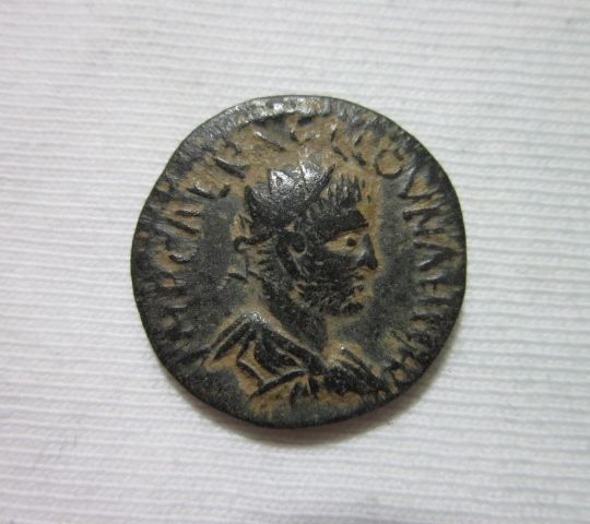 PISIDIA, ANTIOCH, AE 22, VALERIAN I, 253-260 AD. NICE DESERT PATINA. RARE.