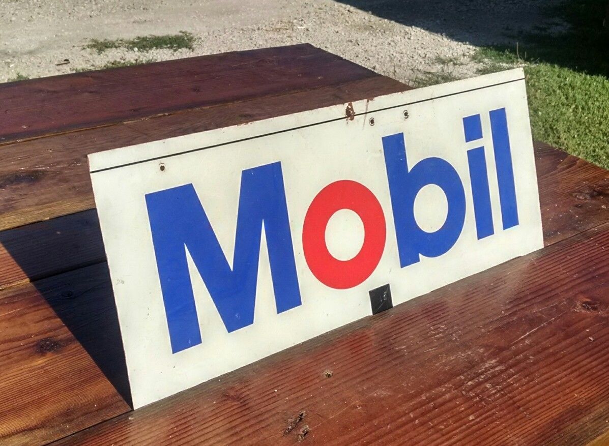 Vintage Original Mobil Oil Mobiloil Gas Metal Tin Tacker Sign