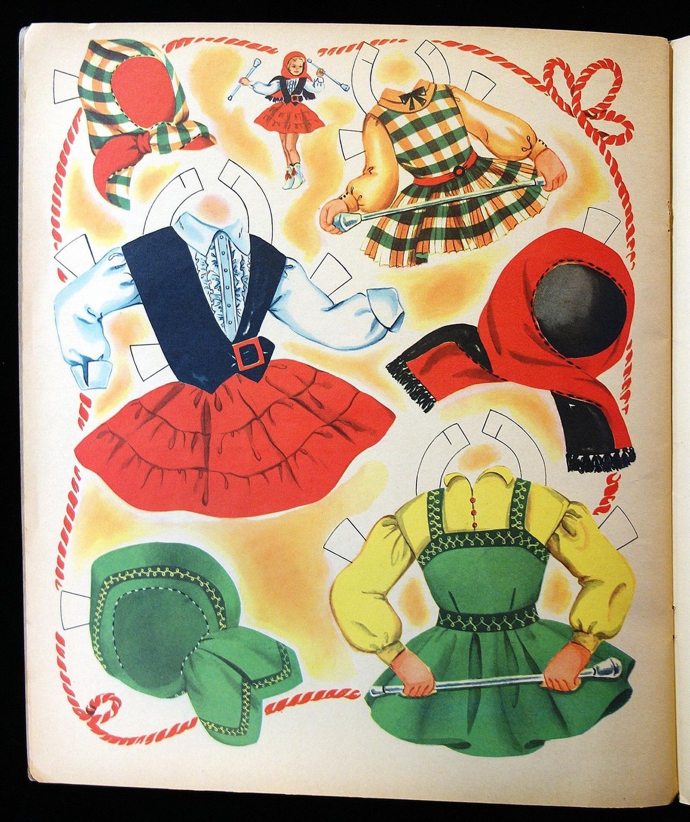 Un-Cut Paper Doll Book - Majorette, Saalfield 1958 - Saalfield Archive