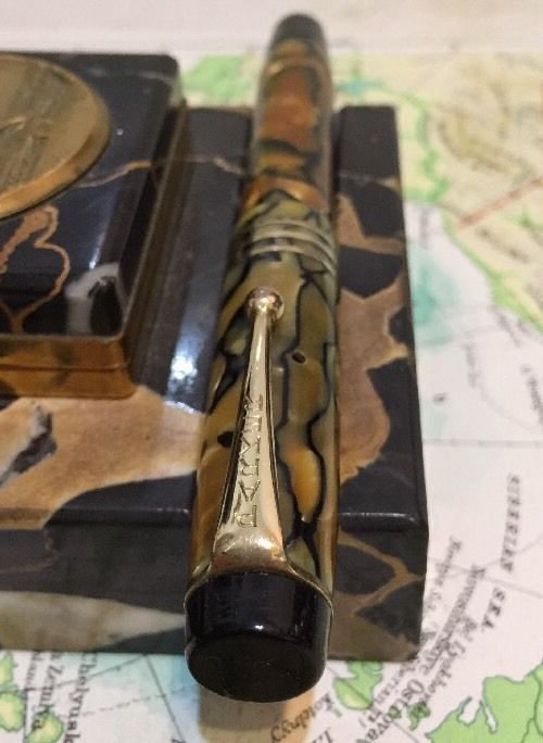 PARKER DUOFOLD JUNIOR GOLD MARBLE FOUNTAIN PEN-MADE IN CANDA-FREE UK POST!