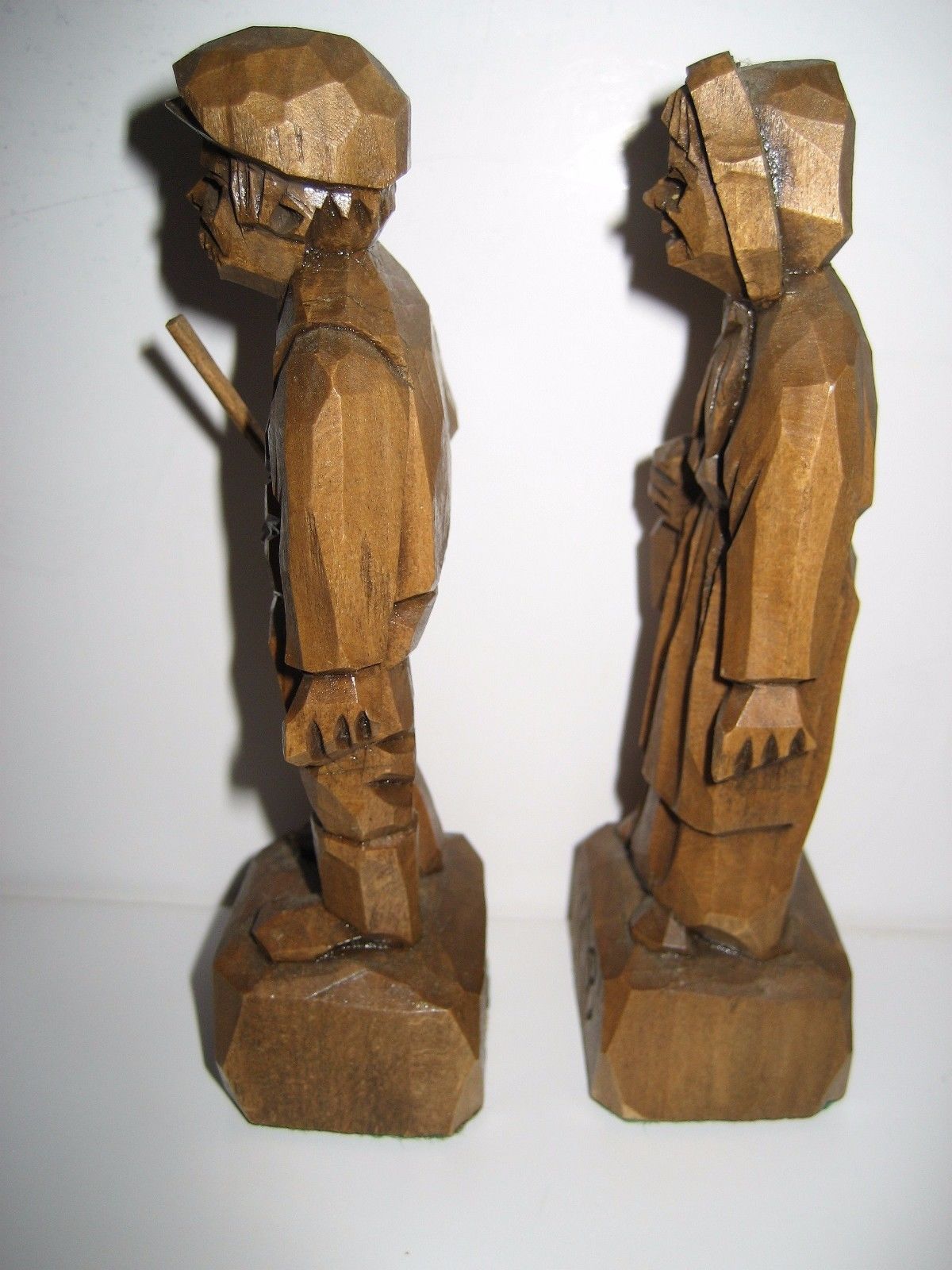 (Set)Hand Carved Man/Woman Wood Folk Art Figurines St. Jean Port Joli Quebec 5"