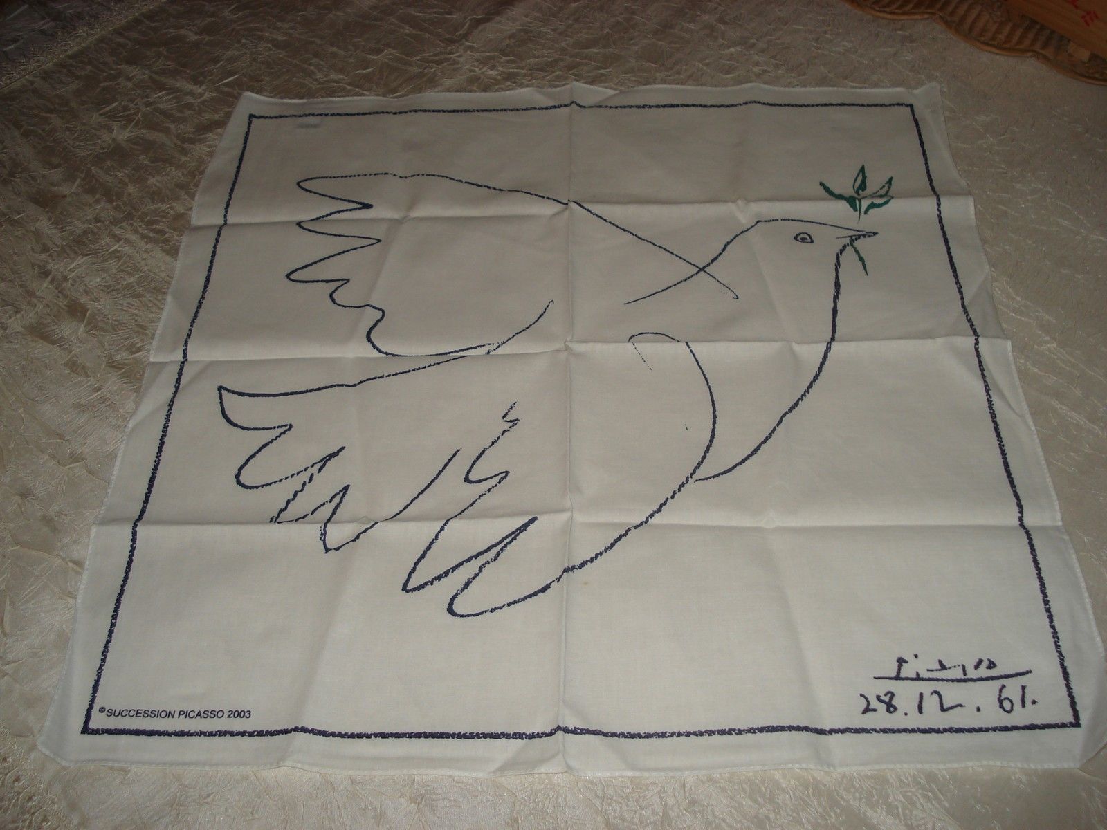 PABLO PICASSO SCARF POSTER IN COTTON LA COLOMBE BLANCHE DOVE BIRD N1